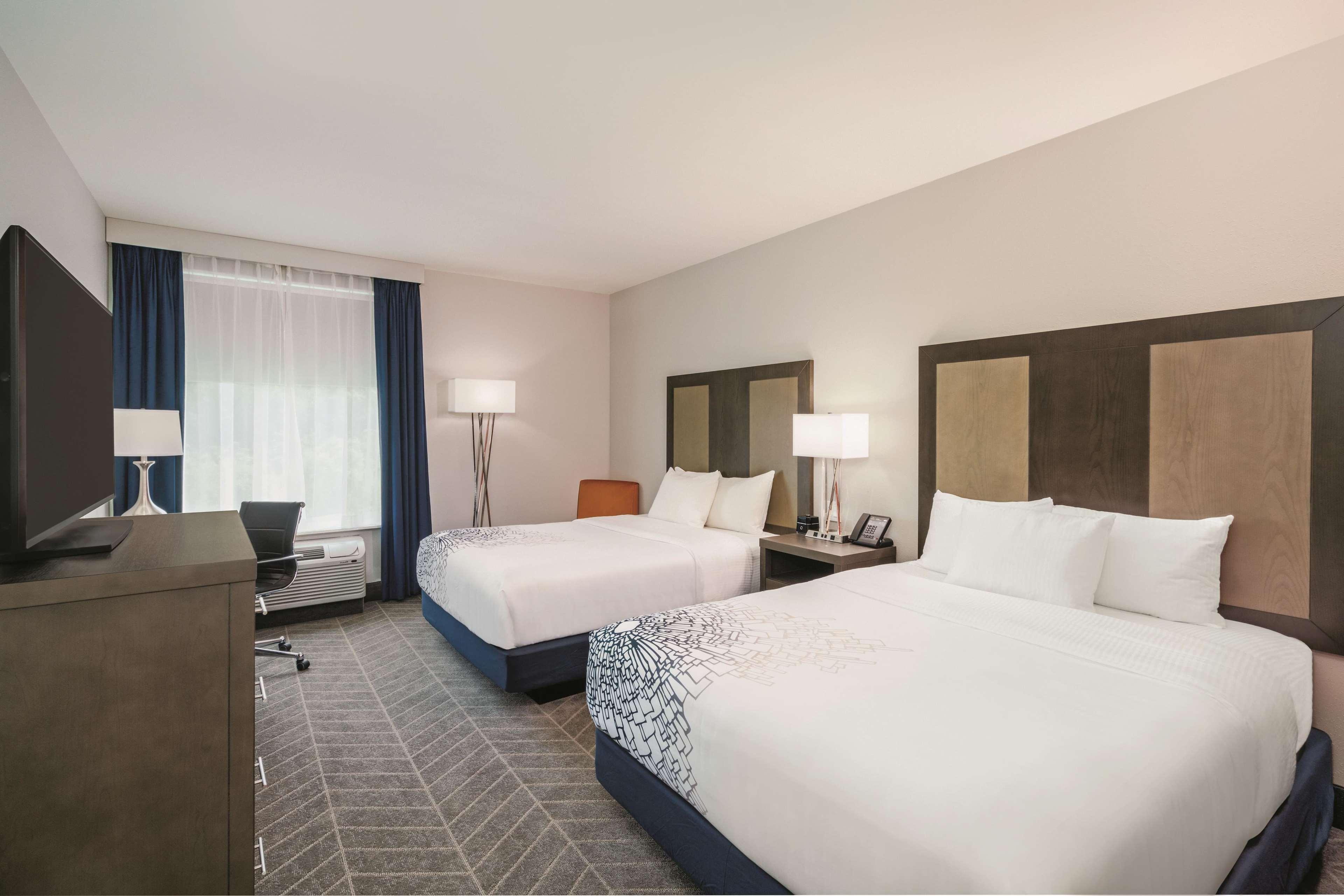 La Quinta By Wyndham Opelika Auburn Hotel Екстериор снимка
