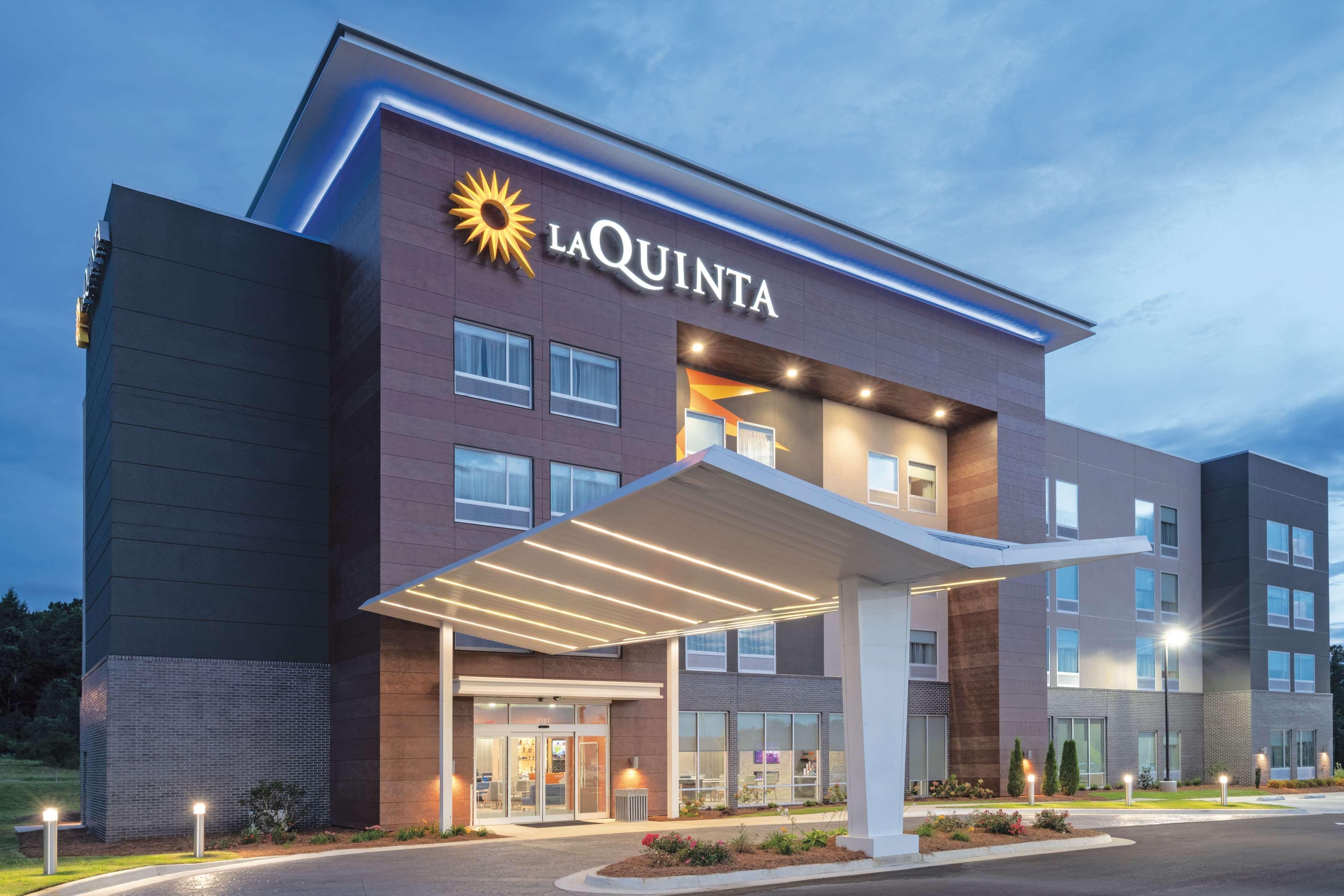 La Quinta By Wyndham Opelika Auburn Hotel Екстериор снимка