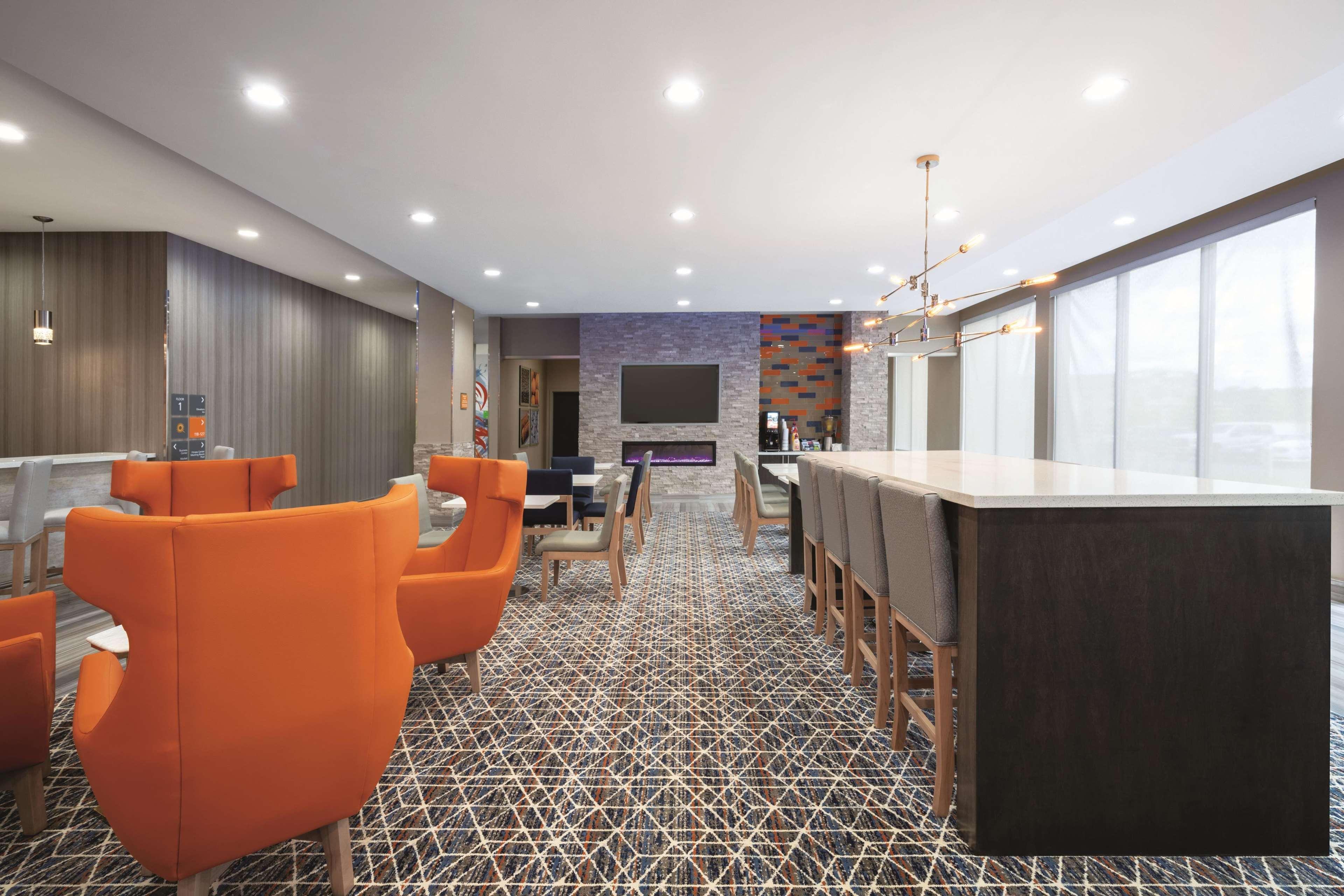 La Quinta By Wyndham Opelika Auburn Hotel Екстериор снимка
