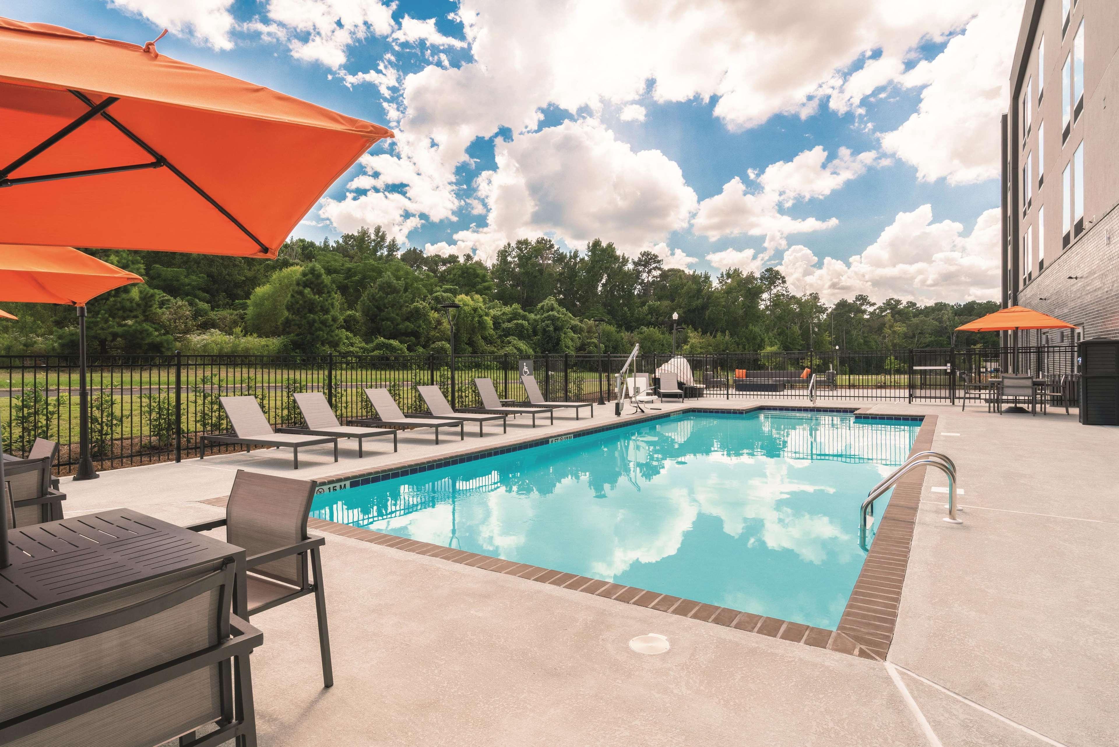 La Quinta By Wyndham Opelika Auburn Hotel Екстериор снимка