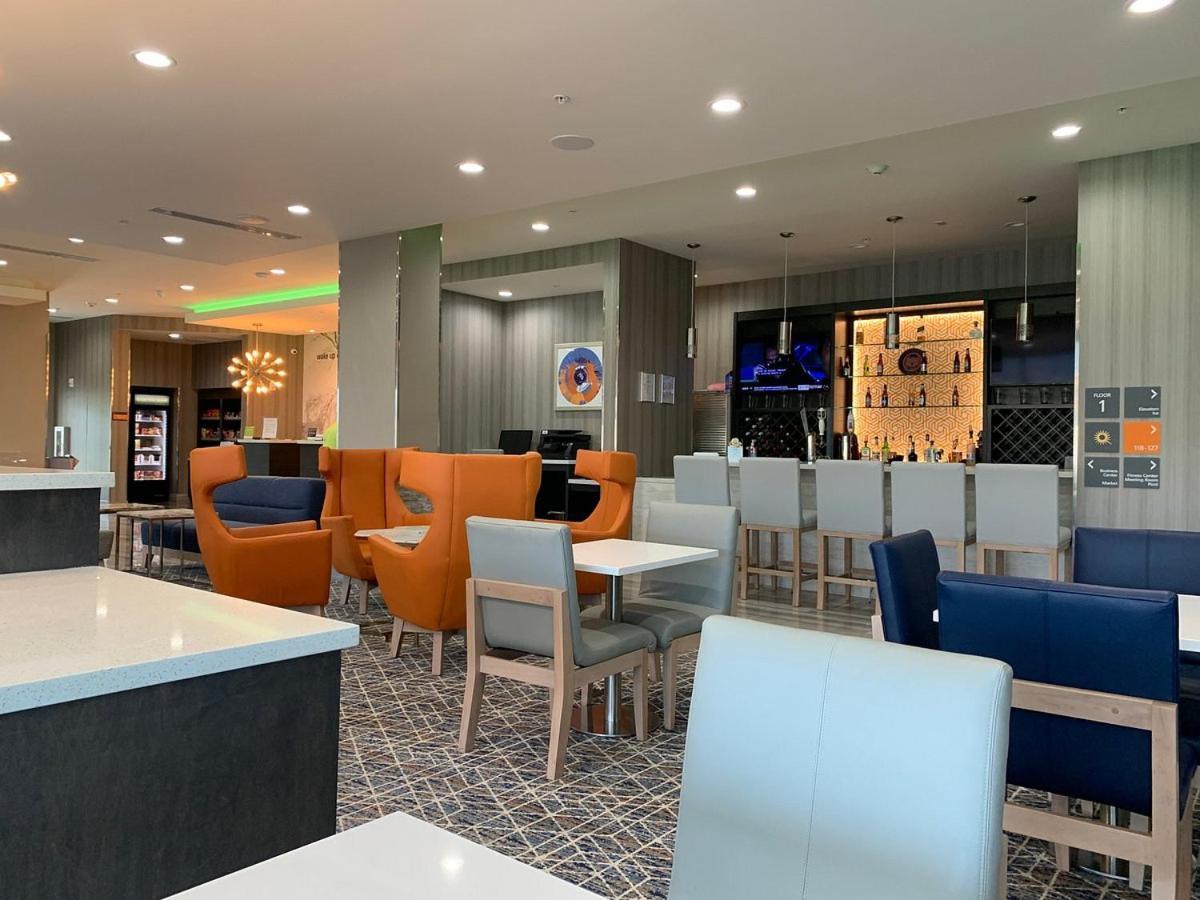 La Quinta By Wyndham Opelika Auburn Hotel Екстериор снимка